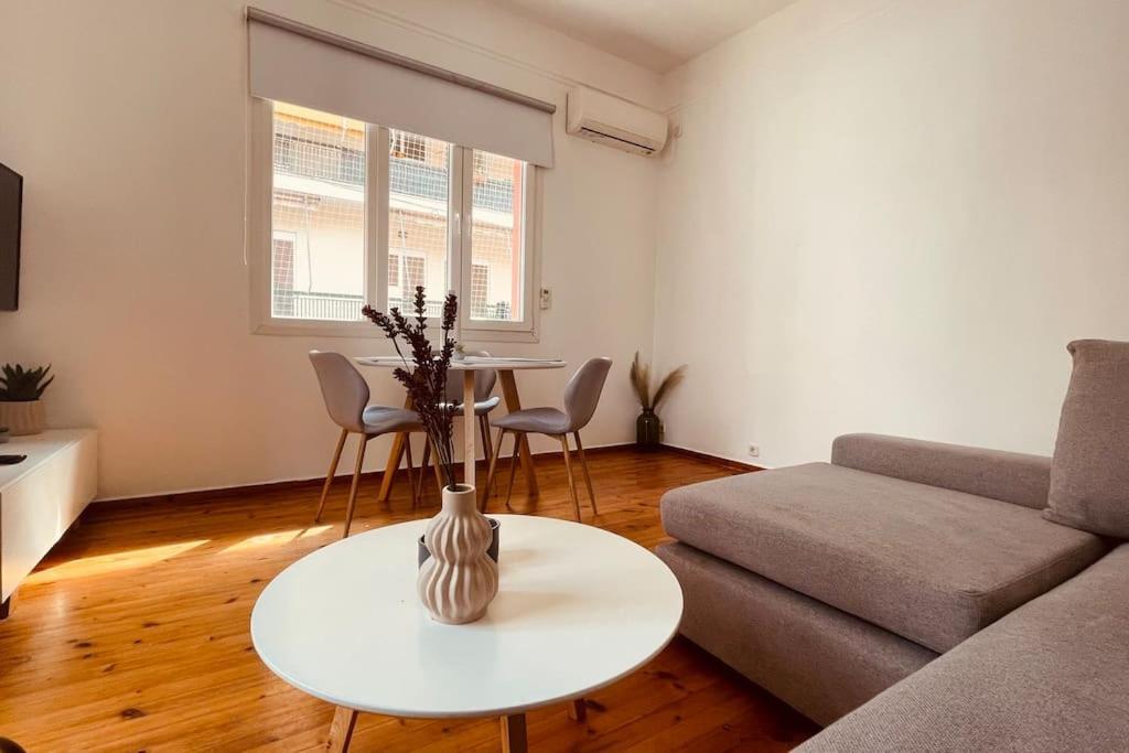 Daisy Apartment 15 Min To Acropolis Αθήνα Εξωτερικό φωτογραφία