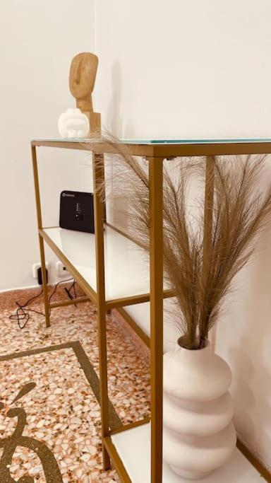 Daisy Apartment 15 Min To Acropolis Αθήνα Εξωτερικό φωτογραφία