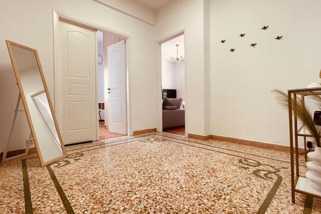 Daisy Apartment 15 Min To Acropolis Αθήνα Εξωτερικό φωτογραφία